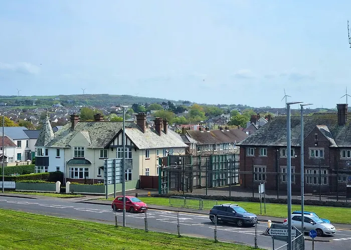 5 Dunluce Park - Portrush By The Sea