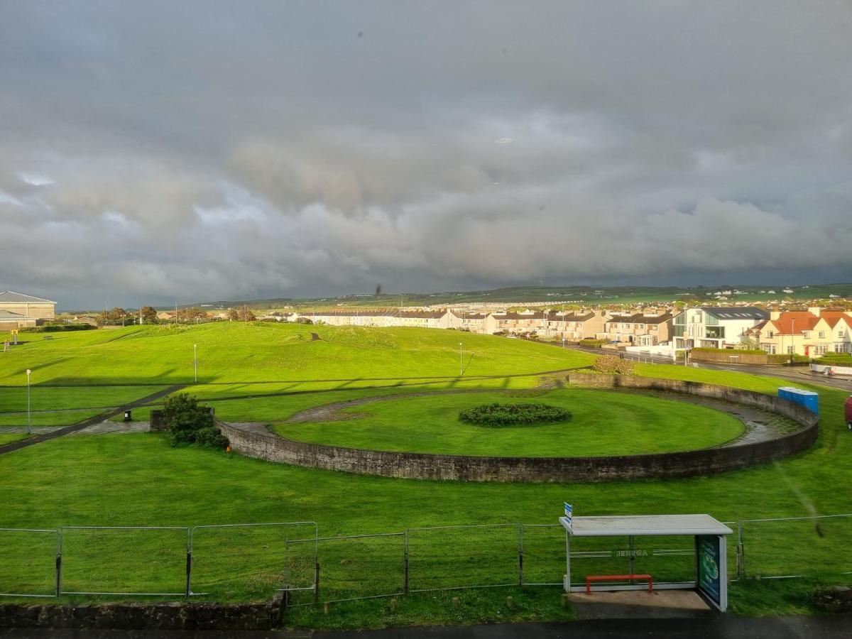 5 Dunluce Park - By The Sea *