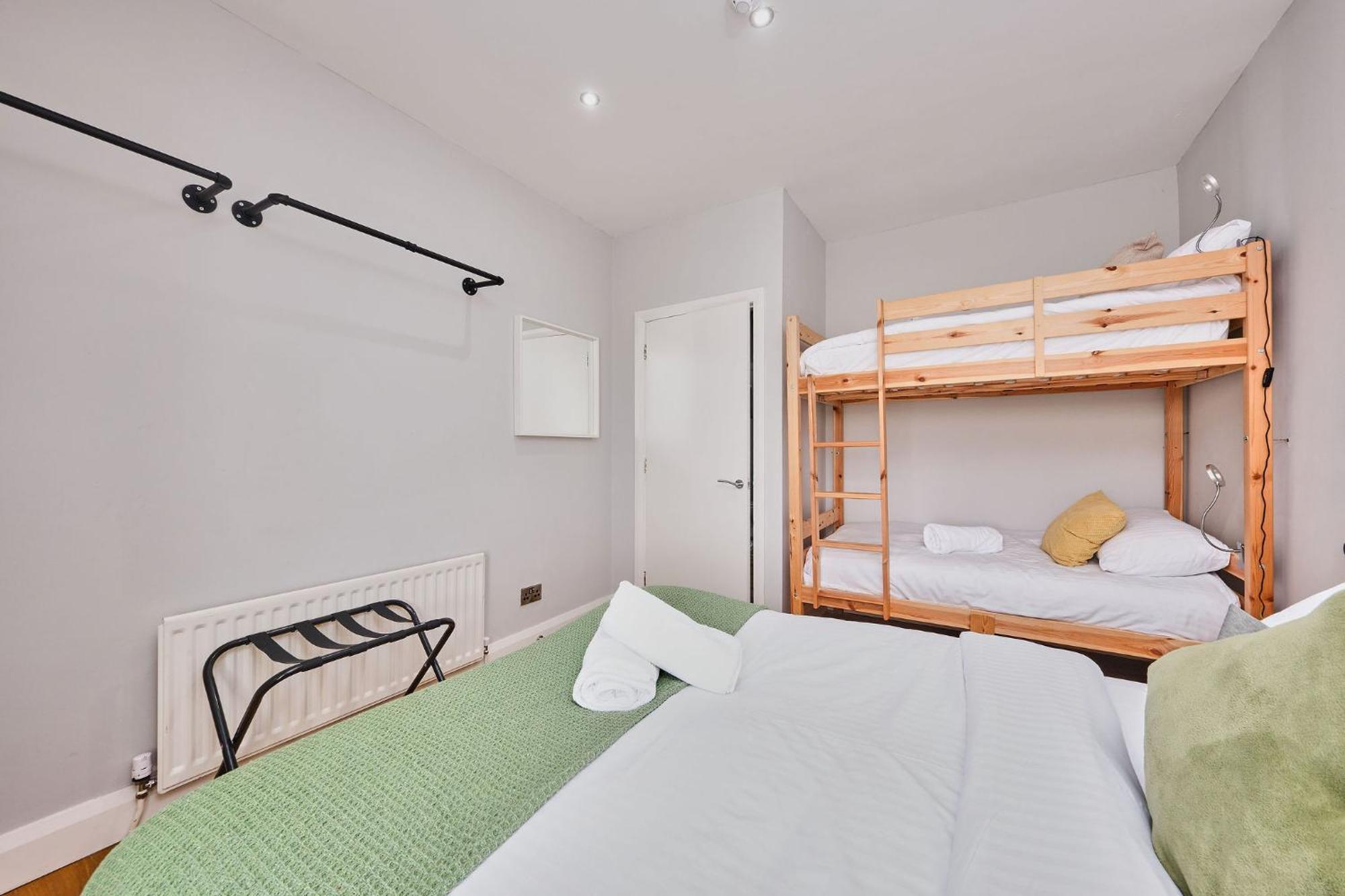 Apartment 5 Dunluce Park - By The Sea Portrush