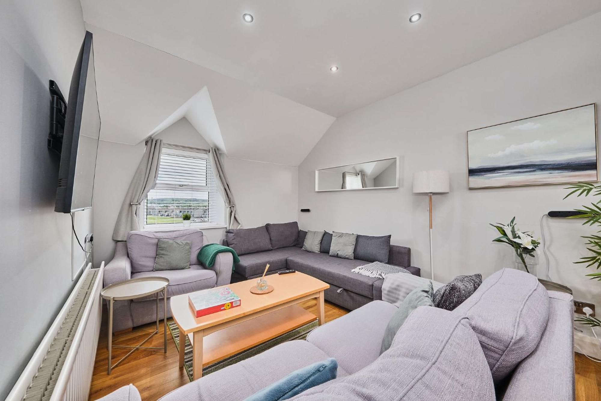 5 Dunluce Park - By The Sea Portrush