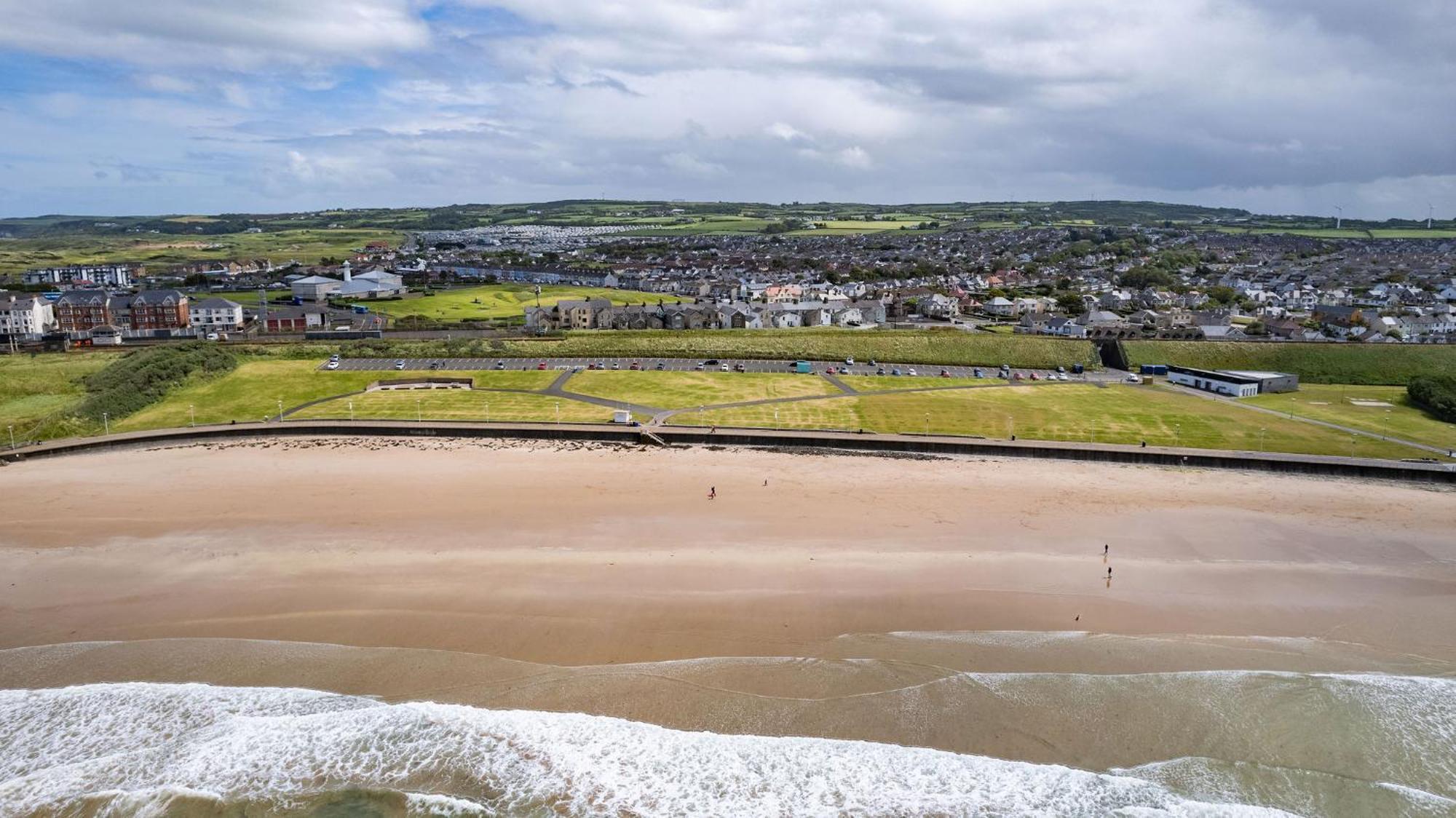 Apartment 5 Dunluce Park - By The Sea Portrush